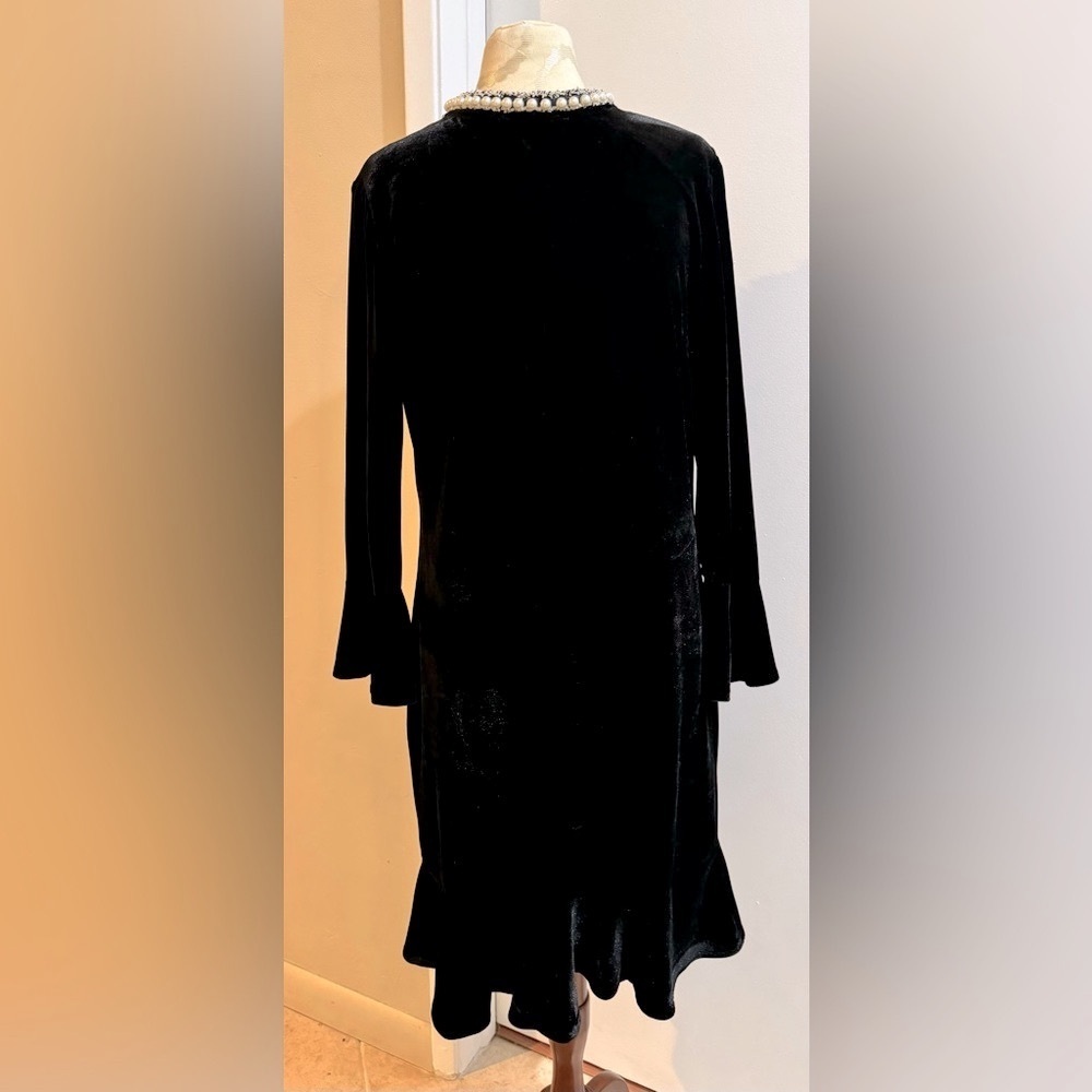 Betsey Johnson Velvet Black Faux Pearl Neck Long Bell Sleeve Zip Midi Dress 14